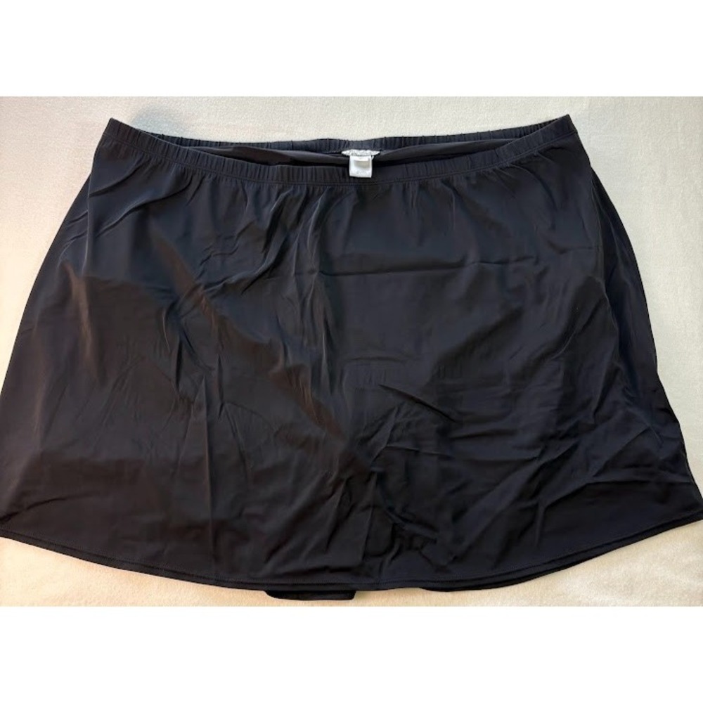 Avenue Women's Swim Skirt Plus Size 32 Black Lined Nylon/Spandex